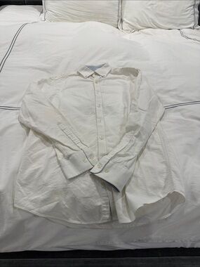 Charles Tyrwhitt White Men's Button-Up Dress Shirt
